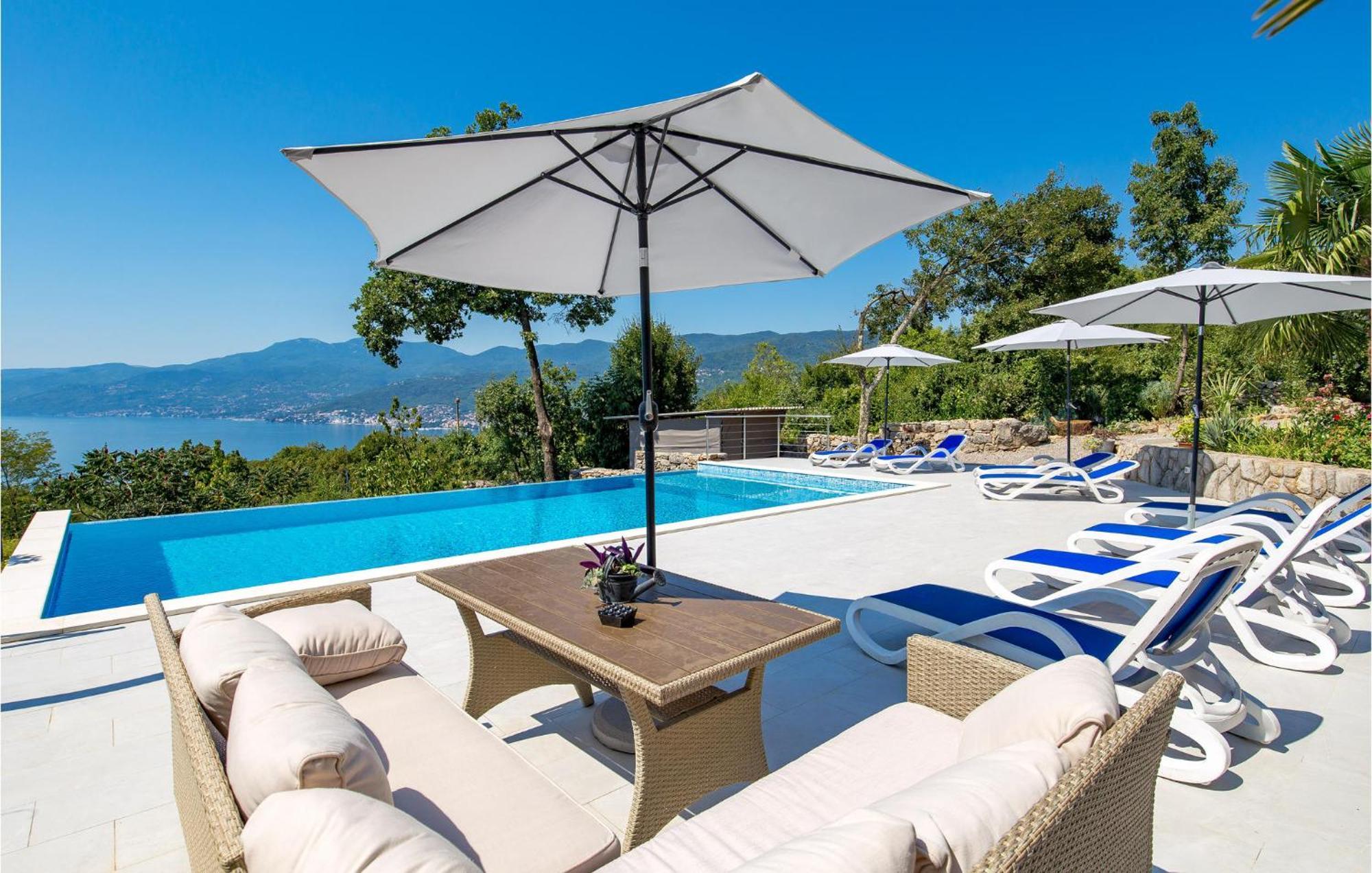 Lovely Apartment In Rijeka With Wifi Zewnętrze zdjęcie